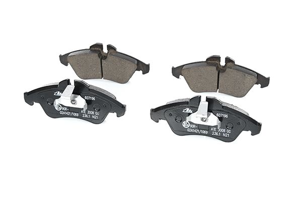 Set of brake linings, disc brake